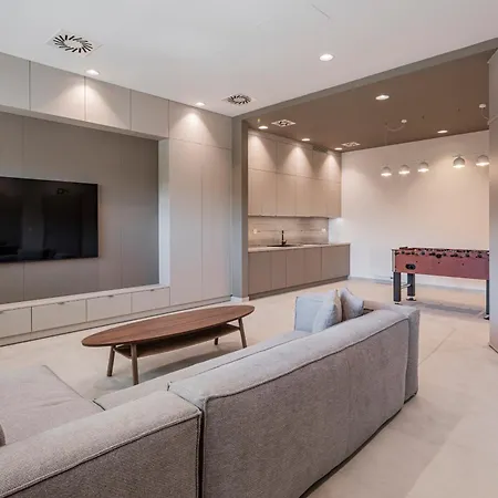 Szafir Let's Sea * Гонски