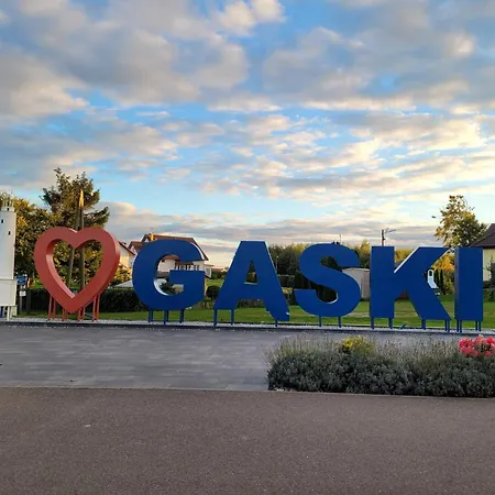 Szafir Let's Sea * Гонски